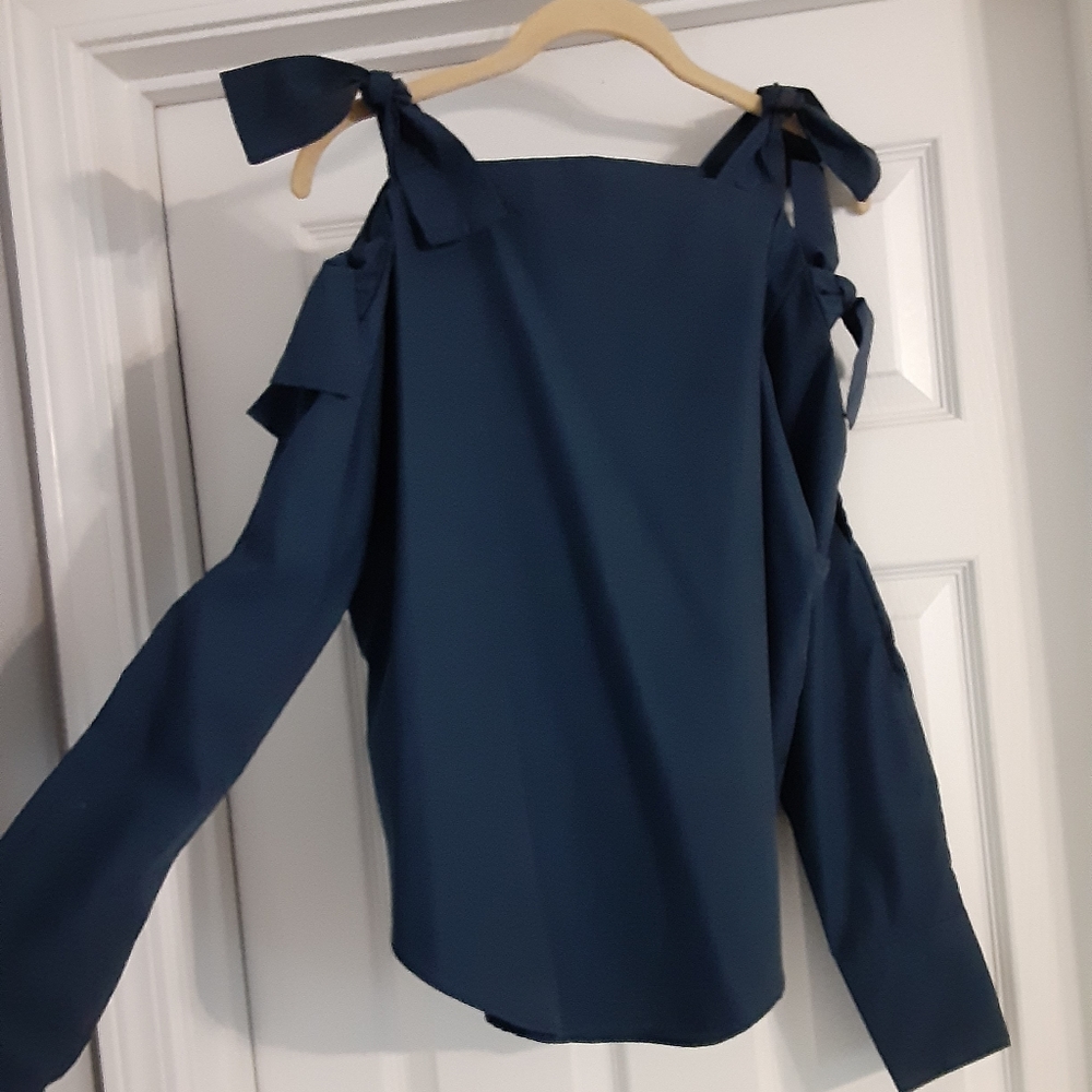 Stelen Tie Shoulder Blouse